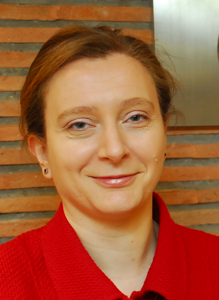 Ana Alcaine